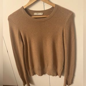 Zara beige sweater